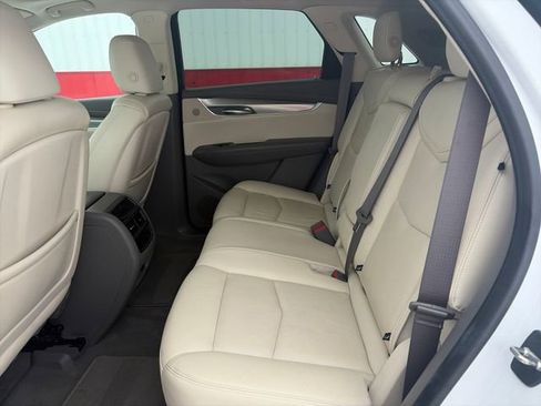 Used 2019 Cadillac XT5 Luxury image 37