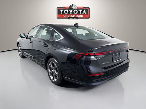 Used 2023 Honda Accord EX image 5