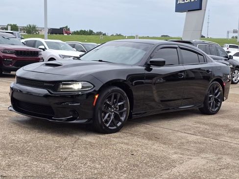 Used 2021 Dodge Charger GT w/ Driver Convenience Group RWD image 3