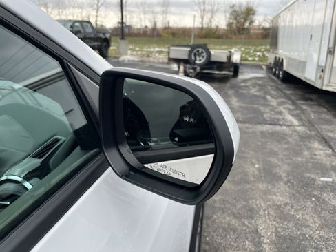 New 2026 Chevrolet Equinox LT image 29