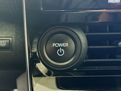 Used 2023 Subaru Solterra AWD image 21