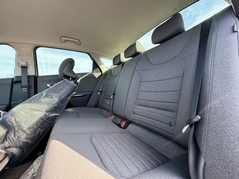 New 2025 Kia K4 EX image 9