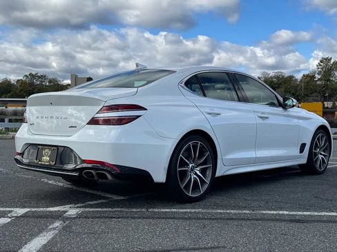 Used 2023 Genesis G70 2.0T image 6