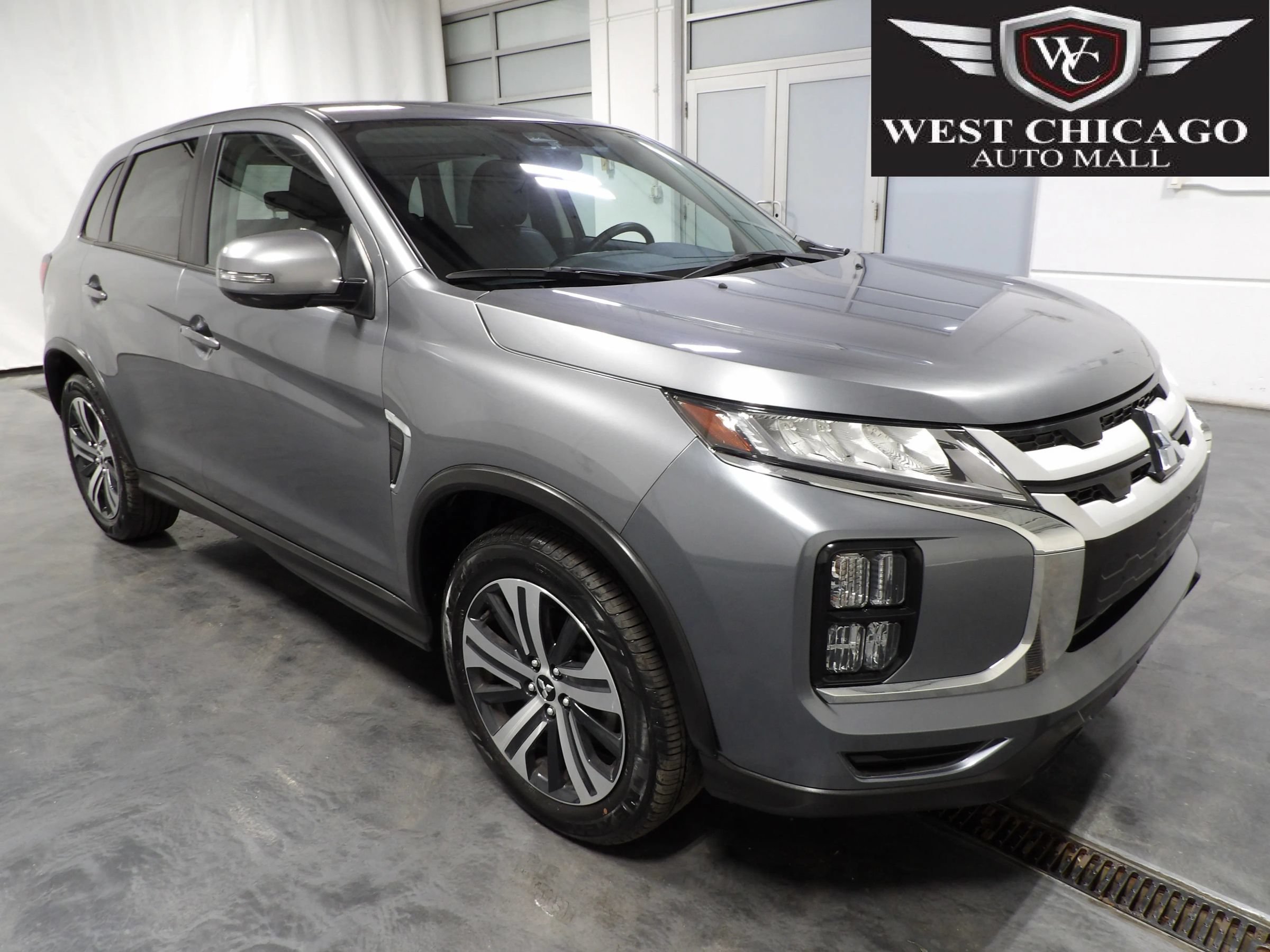 Used 2025 Mitsubishi Outlander Sport ES AWD/4WD image 1