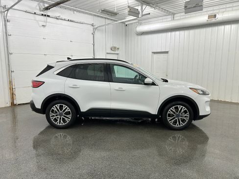 Used 2021 Ford Escape SEL w/ Technology Package AWD/4WD image 33