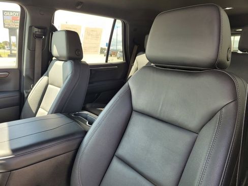 Used 2025 Chevrolet Tahoe LT AWD/4WD image 17