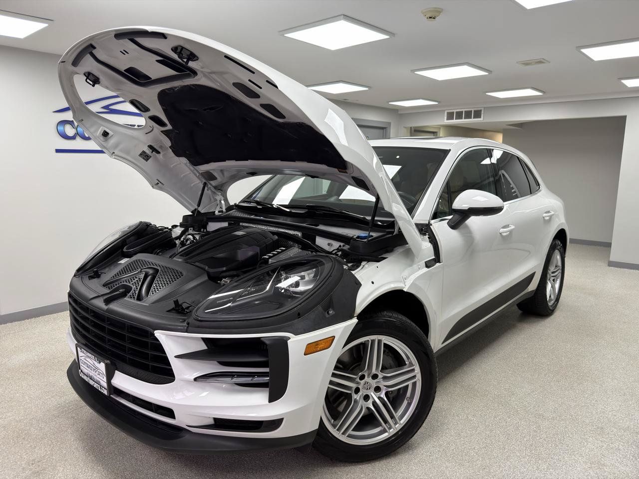 Used 2019 Porsche Macan S w/ Premium Package Plus AWD/4WD image 33
