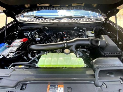 New 2025 Ford Expedition Max Active image 16