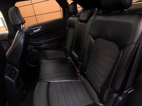 Certified 2022 Ford Edge ST-Line image 21