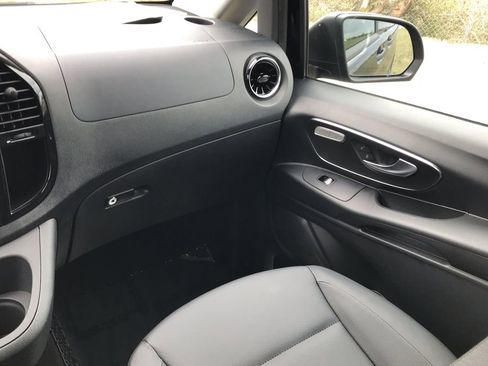 Certified 2023 Mercedes-Benz Metris Passenger image 14