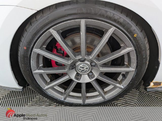Used 2015 Volkswagen GTI S FWD image 41