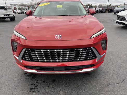 New 2025 Buick Envision Avenir image 11