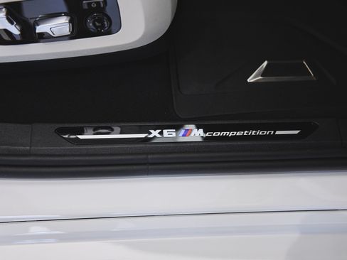 Used 2026 BMW X6 M Competition w/ Executive Package AWD/4WD image 37