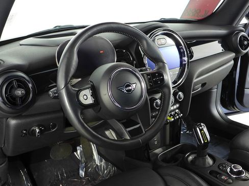 Used 2022 MINI Cooper SE image 25