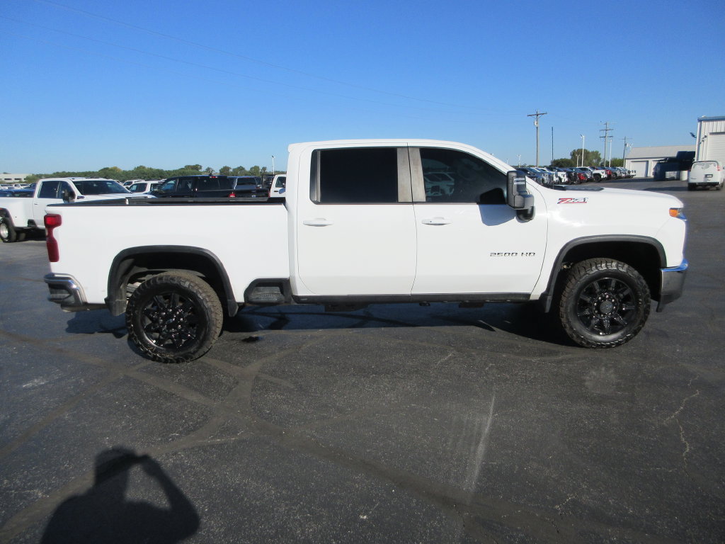 Certified 2023 Chevrolet Silverado 2500 LT w/ Convenience Package AWD/4WD image 5