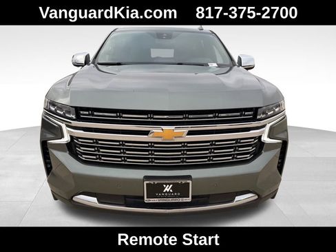 Used 2023 Chevrolet Suburban Premier image 7