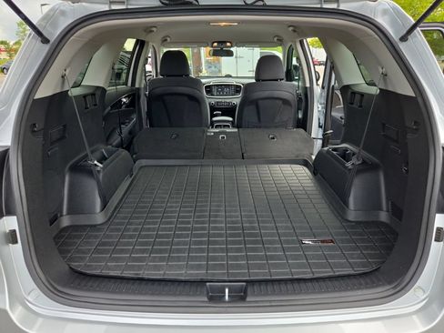Used 2019 Kia Sorento L FWD image 29