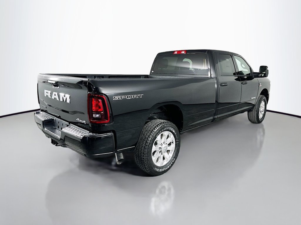 New 2026 RAM 2500 Big Horn AWD/4WD image 7