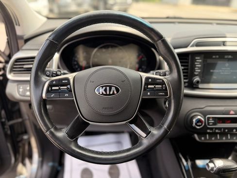 Used 2019 Kia Sorento SX w/ SX Touring Package FWD image 19