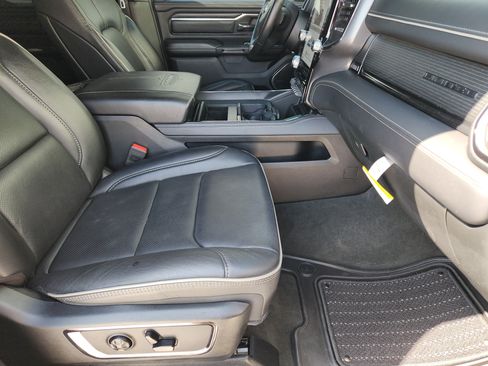 Used 2024 RAM 1500 Limited AWD/4WD image 17