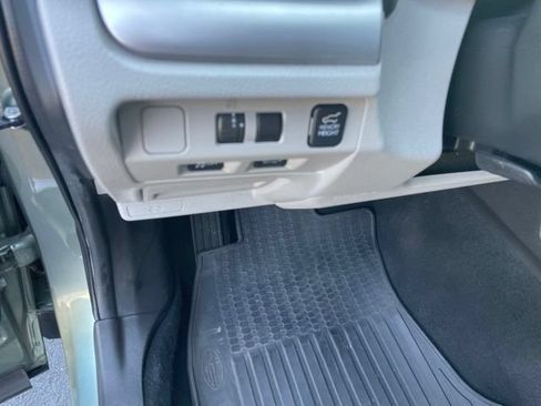 Used 2015 Subaru Forester 2.5i Limited AWD/4WD image 25