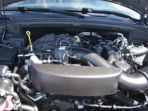 Used 2024 Dodge Durango GT image 36