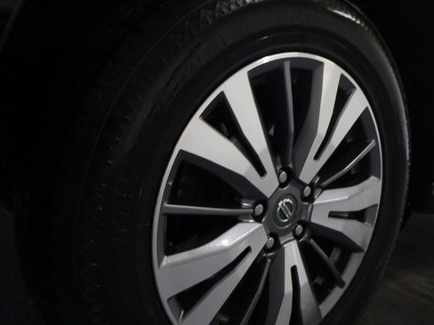 Used 2020 Nissan Pathfinder S image 30