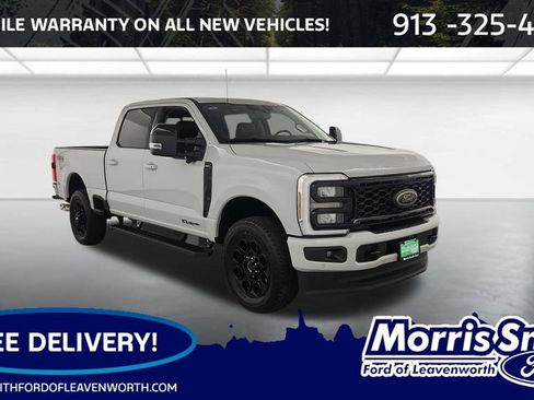 New 2026 Ford F250 Lariat w/ Black Appearance Package AWD/4WD image 1