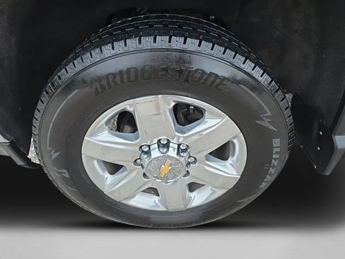 Used 2021 Chevrolet Silverado 2500 LTZ w/ LTZ Premium Package AWD/4WD image 11