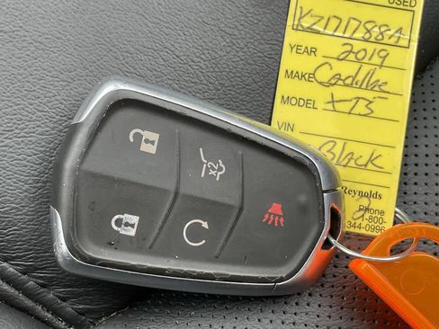 Used 2019 Cadillac XT5 Luxury image 32