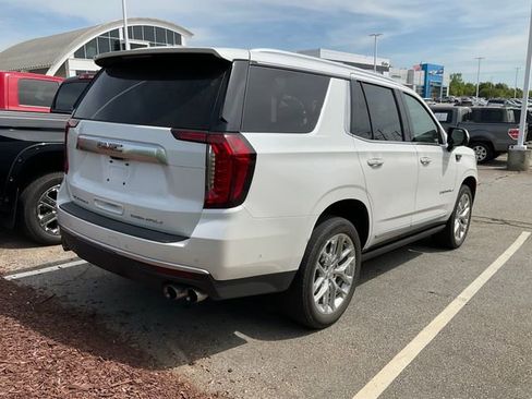 Used 2024 GMC Yukon Denali w/ Advanced Technology Package image 6