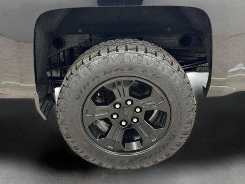 Used 2019 Chevrolet Silverado 1500 LT w/ All Star Edition AWD/4WD image 37