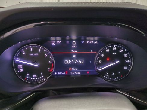 Used 2023 Buick Envision Essence image 38