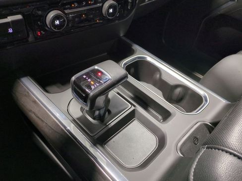 Used 2022 Chevrolet Silverado 1500 LTZ w/ LTZ Convenience Package II image 39