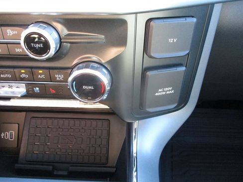 New 2025 Ford F150 Lariat w/ Equipment Group 502A High image 18