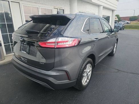 Used 2024 Ford Edge SEL w/ Convenience Package AWD/4WD image 4