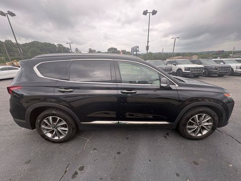 Used 2019 Hyundai Santa Fe FWD image 5
