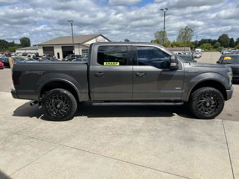 Used 2015 Ford F150 XLT w/ Equipment Group 302A Luxury AWD/4WD image 4