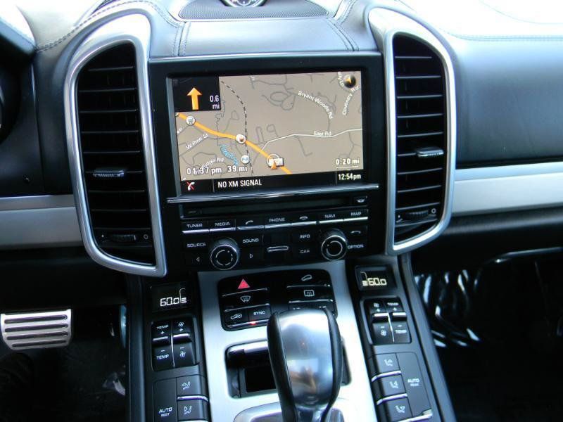 Used 2014 Porsche Cayenne S AWD/4WD image 20