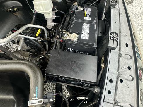 Used 2017 RAM 1500 Express RWD image 28