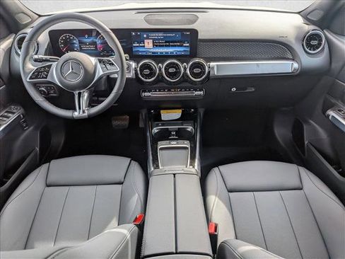 New 2026 Mercedes-Benz GLB 250 image 15
