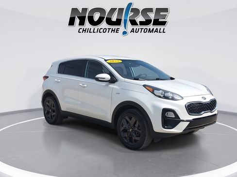Used 2022 Kia Sportage LX w/ LX AWD Value Edition Package image 2