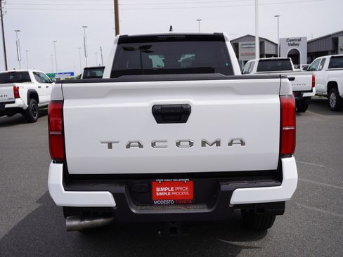 New 2026 Toyota Tacoma SR5 image 10
