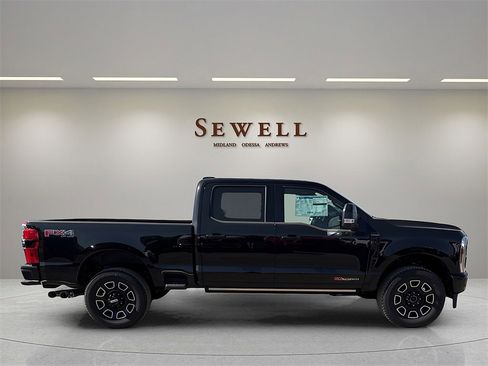 New 2025 Ford F350 Platinum w/ FX4 Off-Road Package image 6