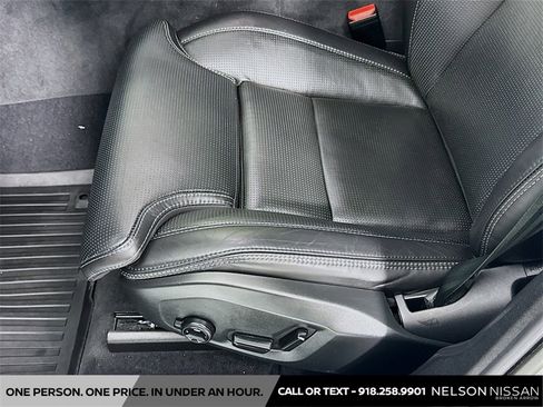 Used 2023 Volvo XC60 B5 Ultimate w/ Climate Package image 20