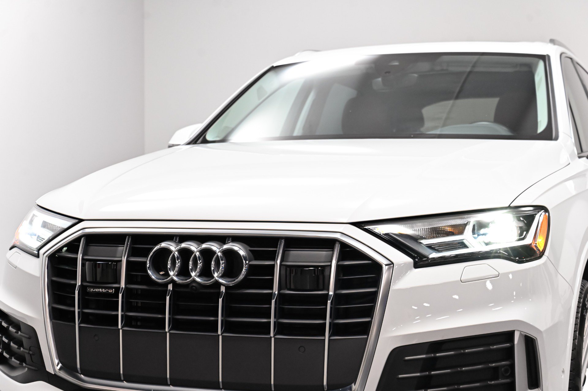 Used 2022 Audi Q7 2.0T Premium Plus AWD/4WD image 47