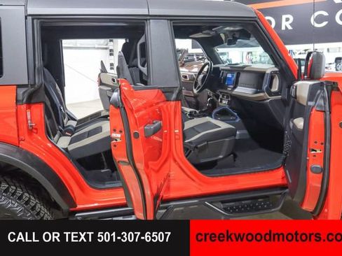 Used 2022 Ford Bronco Wildtrak AWD/4WD image 36