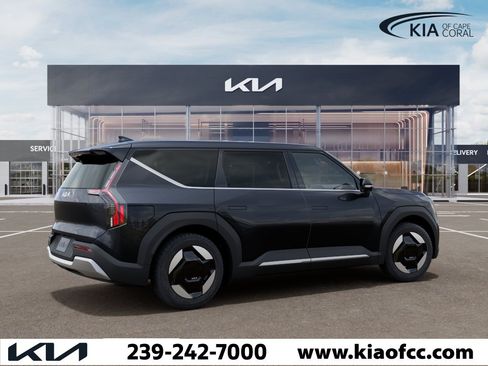 New 2026 Kia EV9 Light RWD image 6