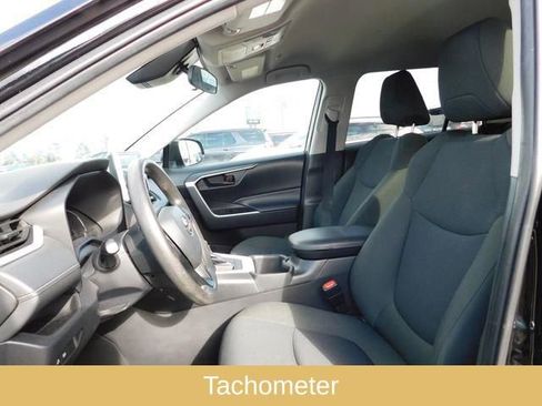 Used 2023 Toyota RAV4 LE image 19