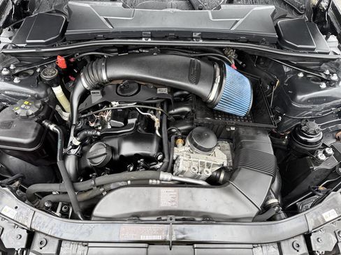 Used 2013 BMW 335i Convertible image 19